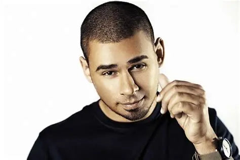 Afrojack másik énje elszabadult: Kapuchon 10 órás maratoni szettje az Alpokból