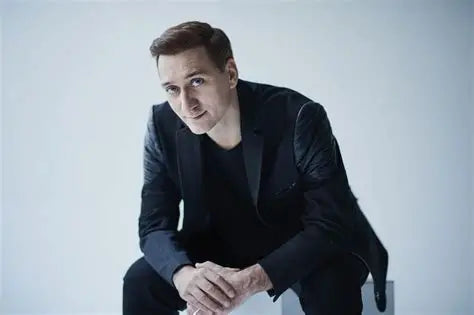 Paul van Dyk új kislemezt jelentett be a VONYC Sessions 1000. epizódja után