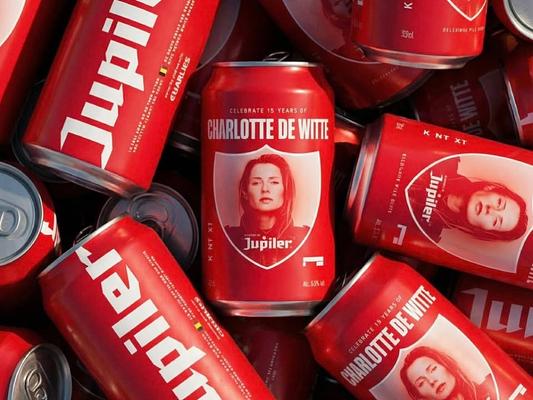 Belga ikonok találkozása: Charlotte de Witte és a Jupiler közös dobása