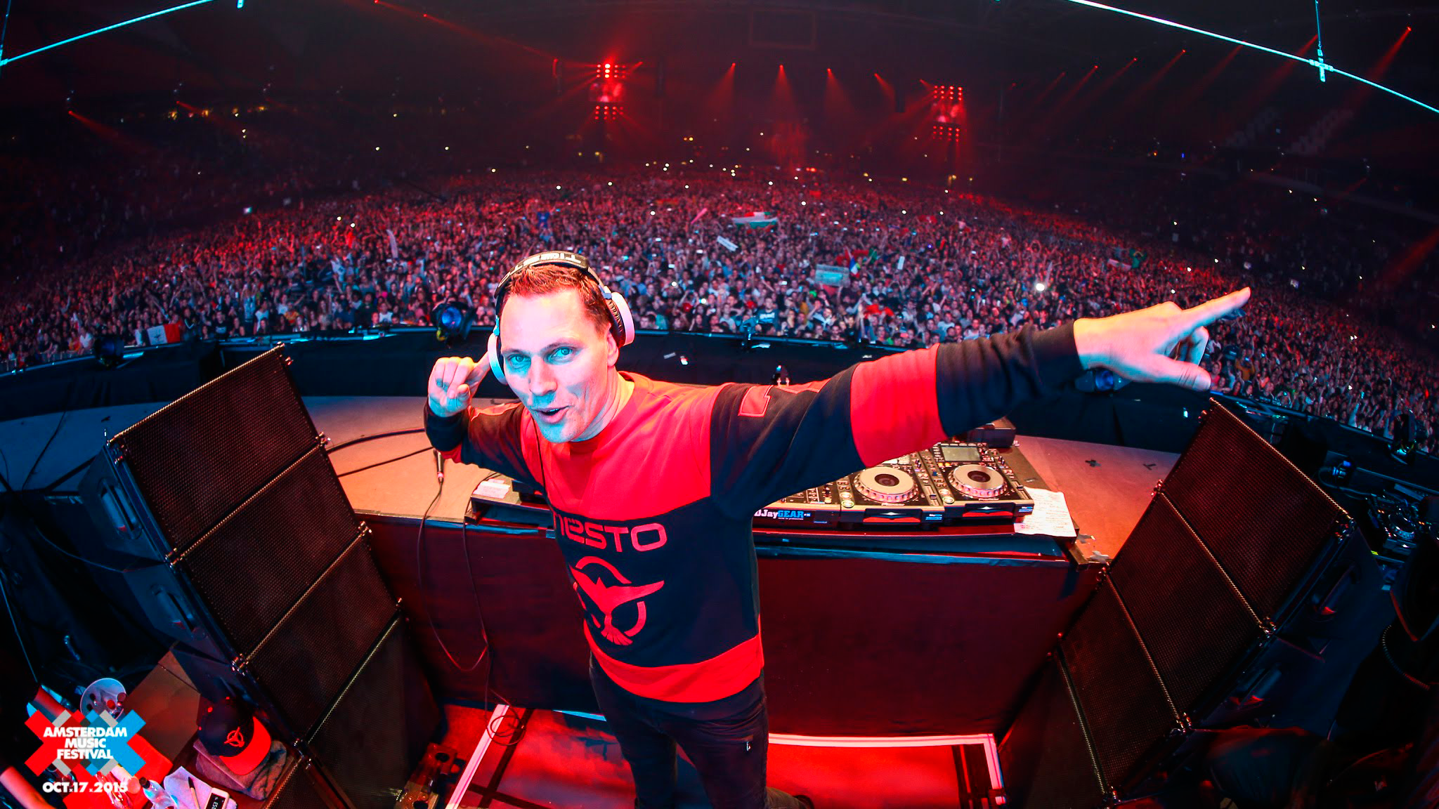 Tiësto közel 17 millió eurót nyert egy hibás adótanács miatt